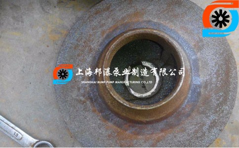 被鹽酸腐蝕過(guò)的葉輪實(shí)物圖（1）